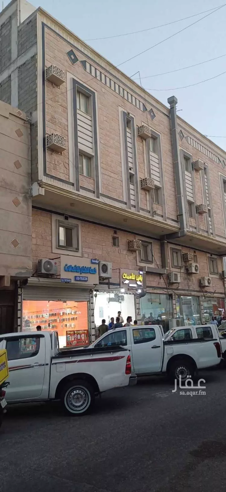 عمارة للبيع في شارع التاسع عشر, حي الثقبة, مدينة الخبر, المنطقة الشرقية صورة 3