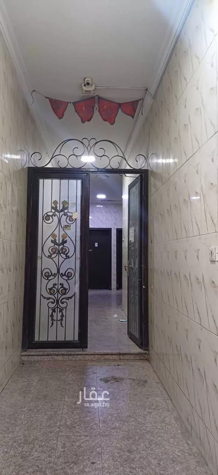 عمارة للبيع في شارع التاسع عشر, حي الثقبة, مدينة الخبر, المنطقة الشرقية صورة 2