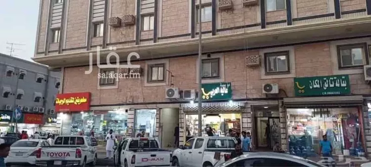 عمارة للبيع في شارع التاسع عشر, حي الثقبة, مدينة الخبر, المنطقة الشرقية صورة 2