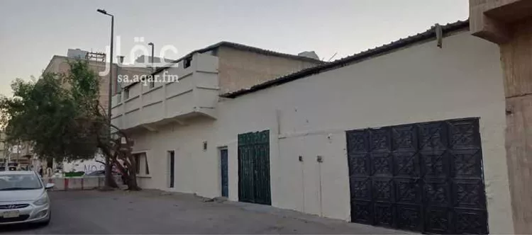 عمارة للبيع في شارع السابع عشر, حي الثقبة, مدينة الخبر, المنطقة الشرقية صورة 2