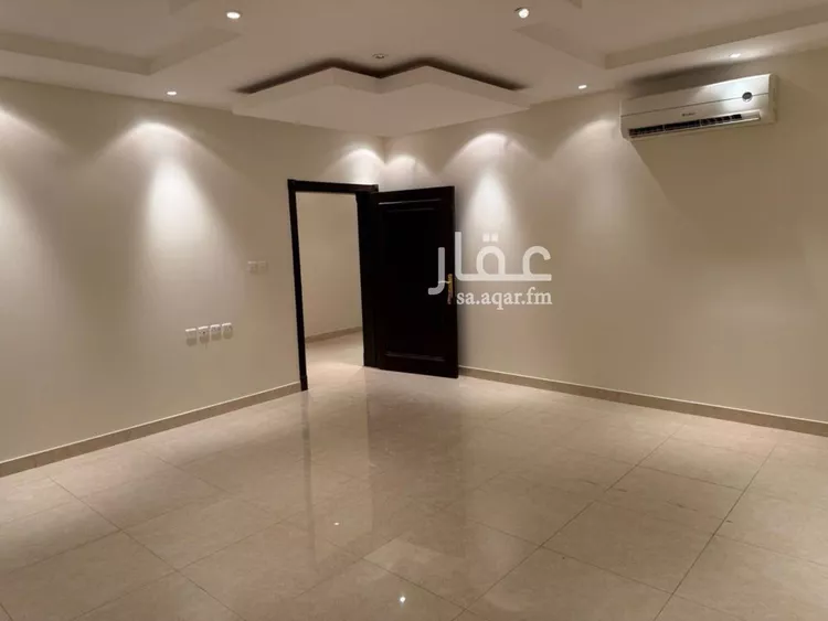 فيلا للبيع في شارع السدار, حي الملك سلمان, مدينة الرياض, منطقة الرياض صورة 2