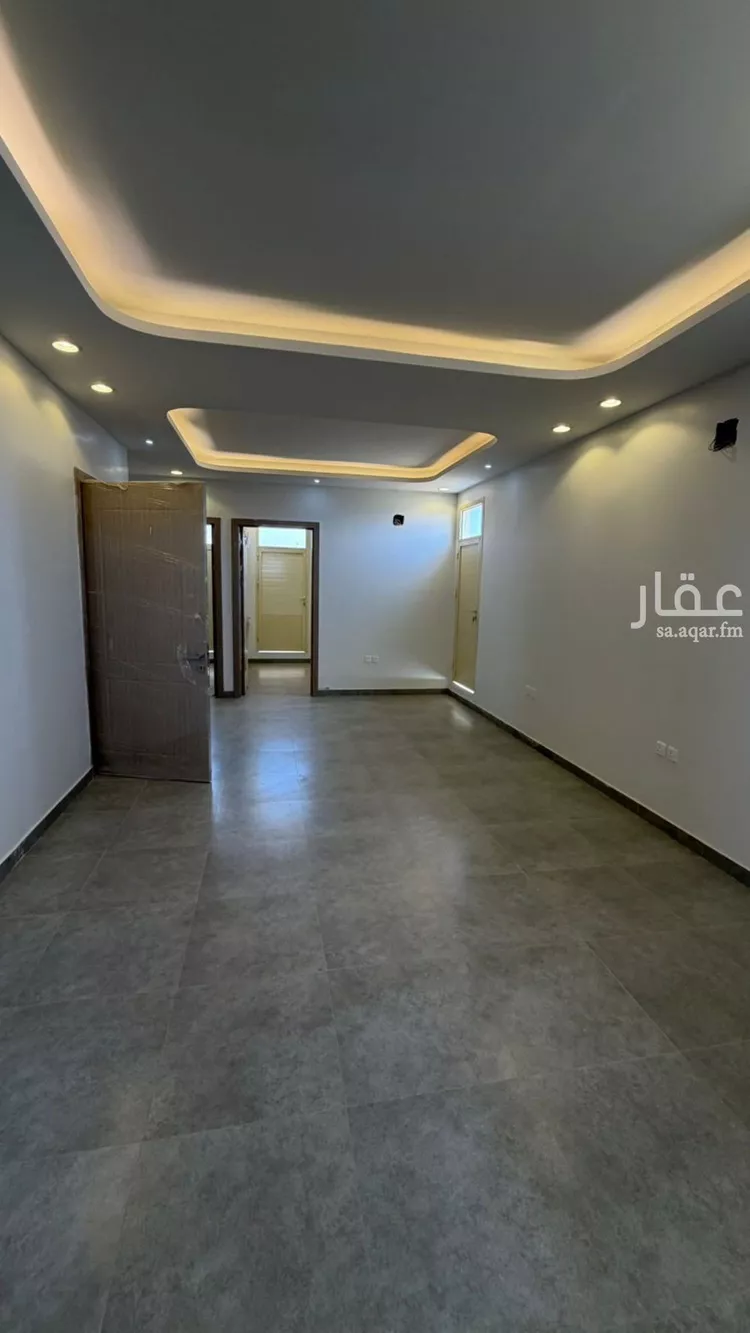 عمارة للبيع في شارع احمد بن الحجاج, حي العارض, مدينة الرياض, منطقة الرياض صورة 2