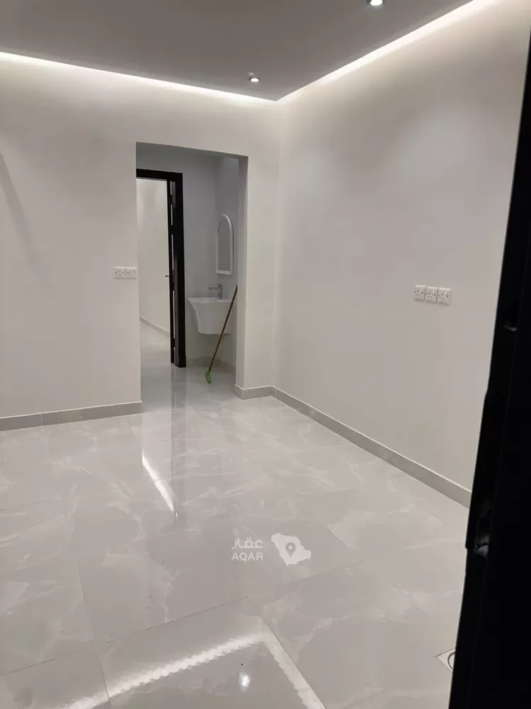 Apartment for Rent in Ad Diriyah At Tarif Al Jadid 4