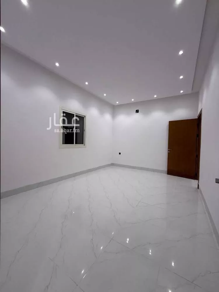 Floor for Rent in Riyadh Tuwaiq 8