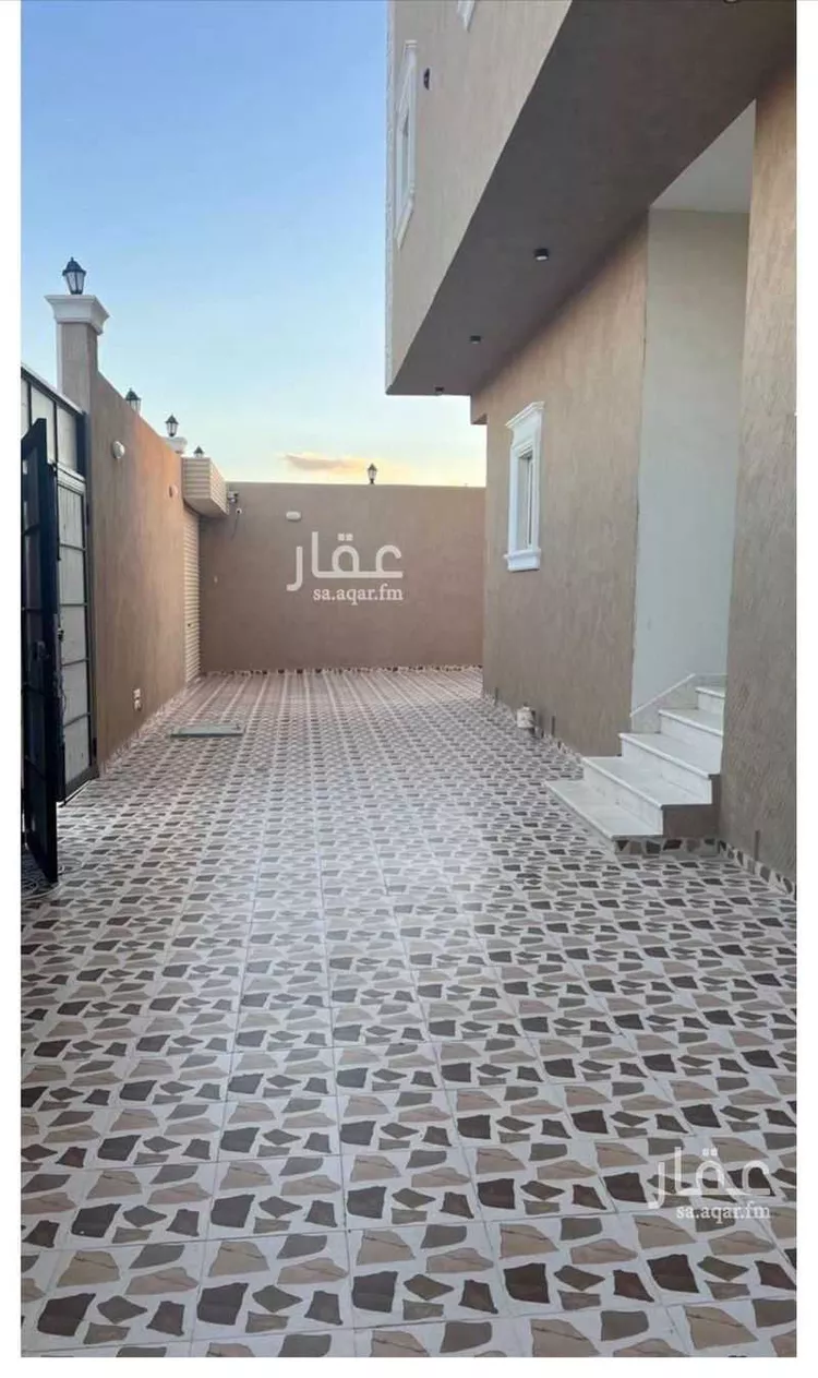 Building for Sale in Medina Al Matar صورة 3