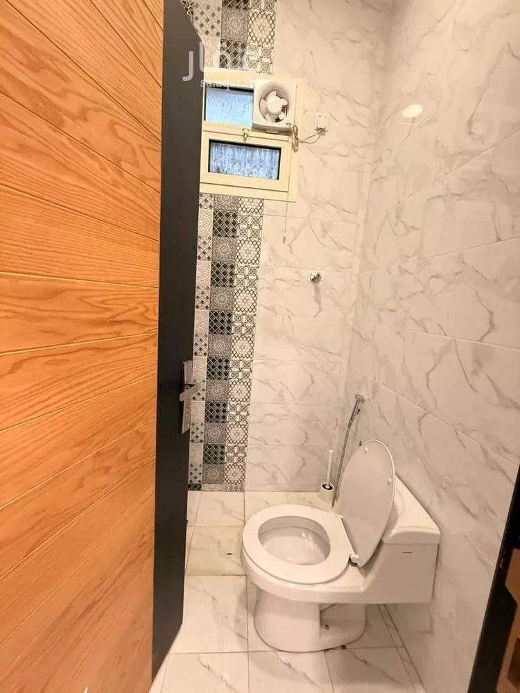 شقة للإيجار في شارع الأمير عبدالله بن فيصل بن فرحان آل سعو, حي القيروان, مدينة الرياض, منطقة الرياض صورة 5