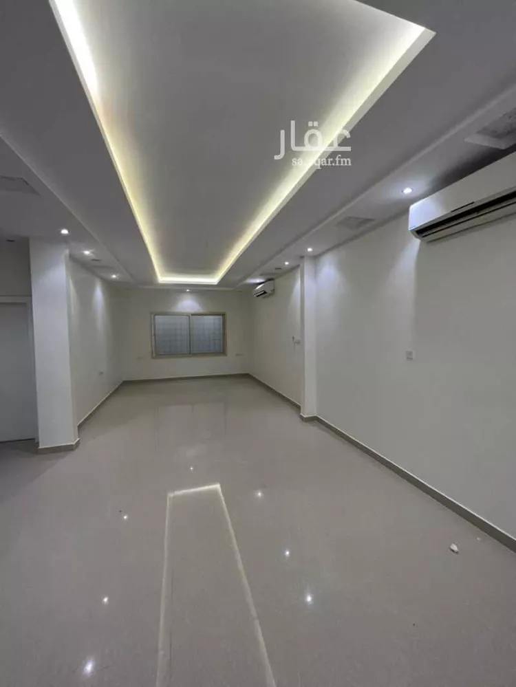 فيلا للبيع في شارع عمر الهواري, حي القيروان, مدينة الرياض, منطقة الرياض صورة 5