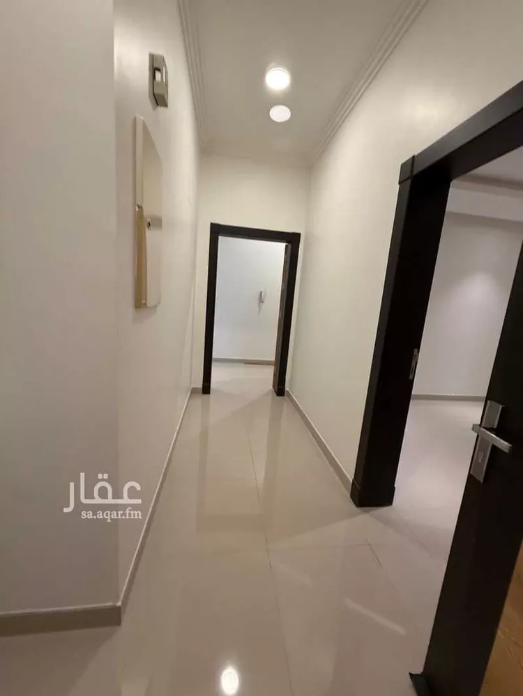 شقة للإيجار في شارع الأمير عبدالله بن فيصل بن فرحان آل سعو, حي القيروان, مدينة الرياض, منطقة الرياض صورة 2