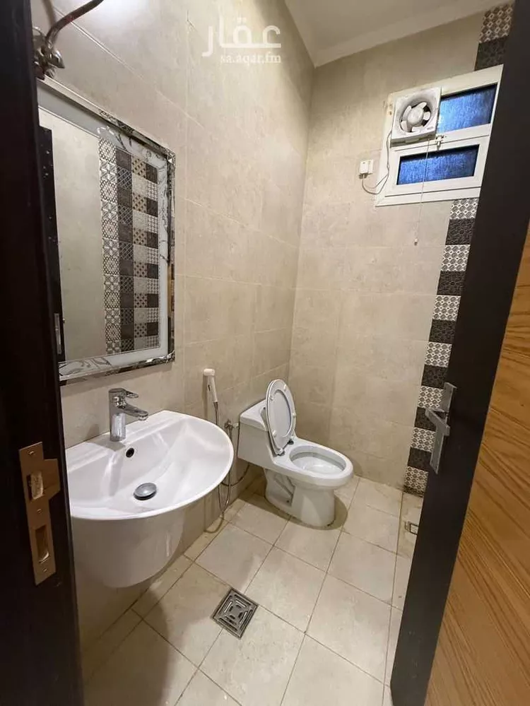 شقة للإيجار في شارع الأمير عبدالله بن فيصل بن فرحان آل سعو, حي القيروان, مدينة الرياض, منطقة الرياض صورة 5