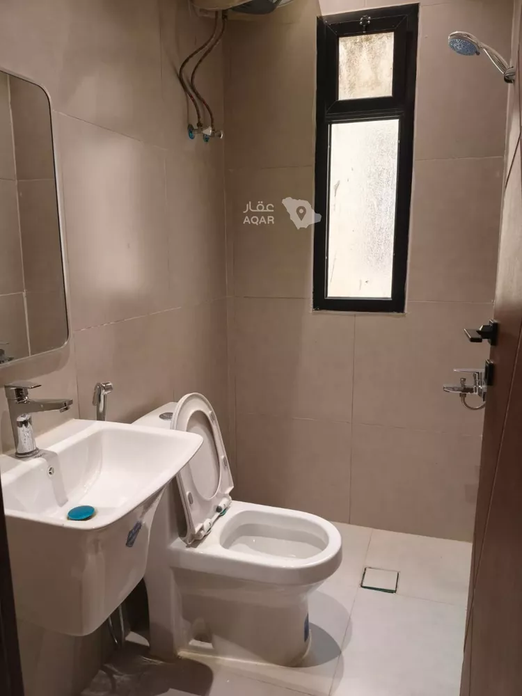 Floor for Sale in Riyadh Ash Sharq 11