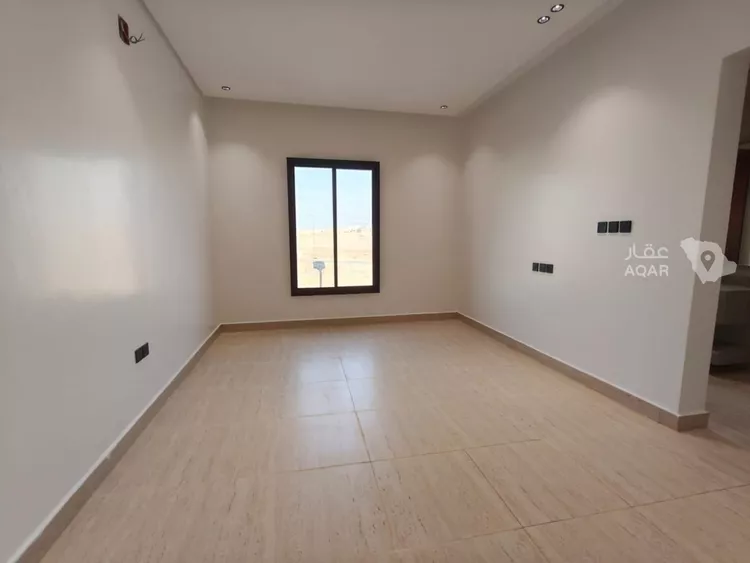 Floor for Sale in Riyadh Ash Sharq 5
