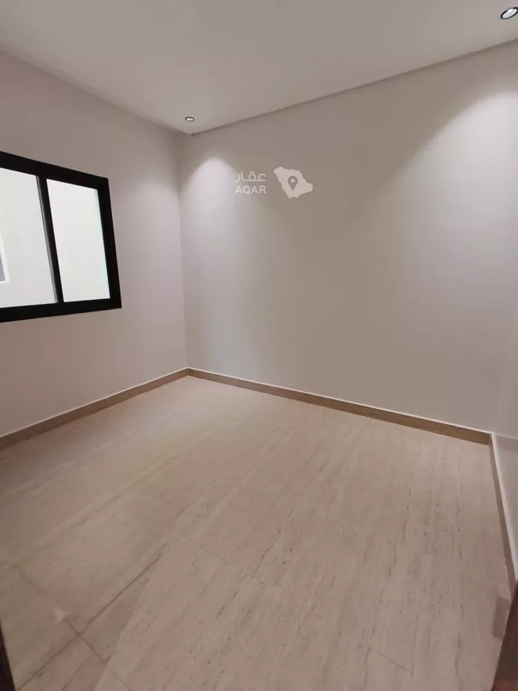 Floor for Sale in Riyadh Ash Sharq 10