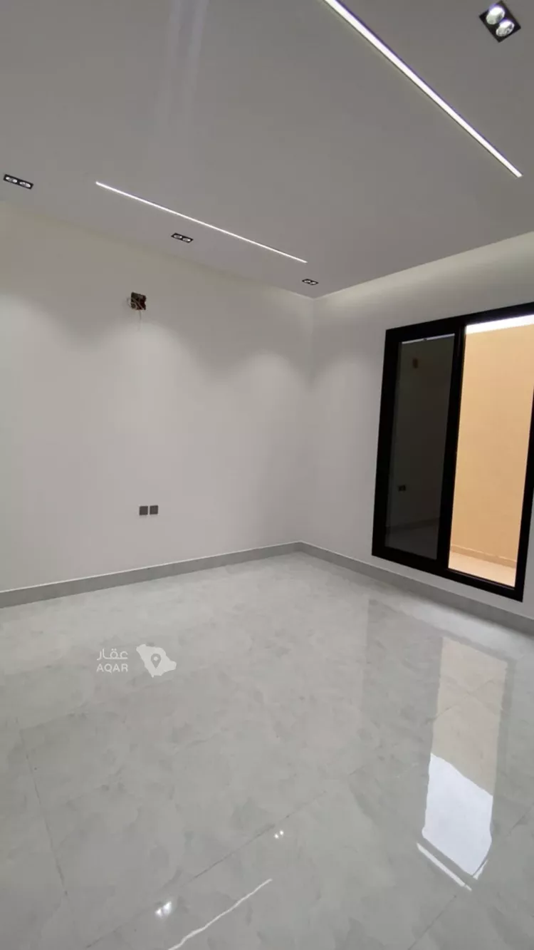 دور للبيع في شارع الصدارة, حي السعادة, مدينة الرياض, منطقة الرياض 10