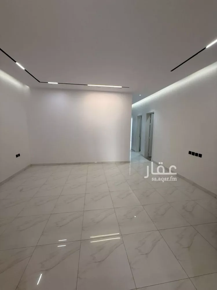 دور للبيع في شارع عبدالعزيز بن أحمد التميمي, حي السويدي, مدينة الرياض, منطقة الرياض صورة 3