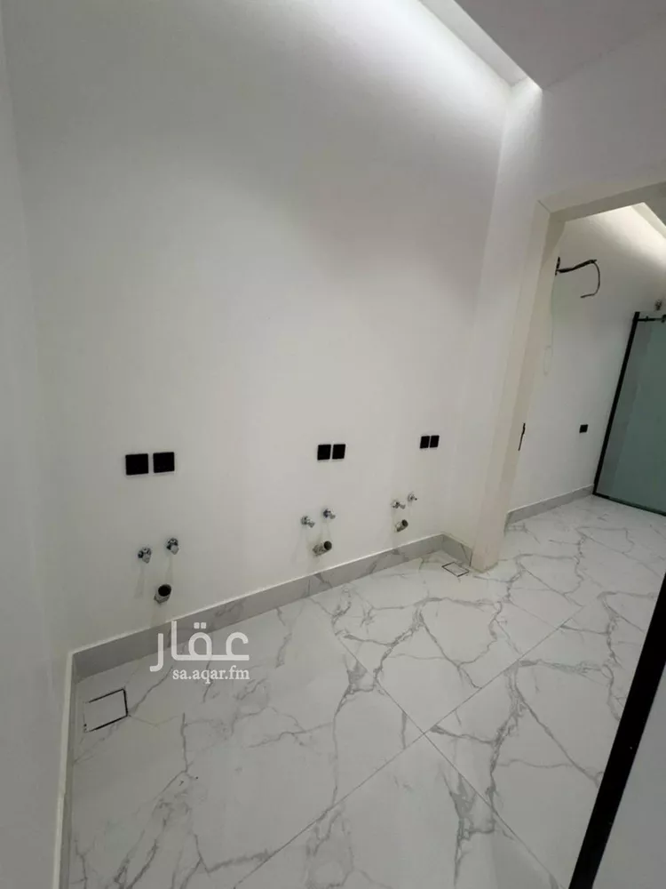 دور للبيع في شارع بشر بن صفوان, حي الشفاء, مدينة الرياض, منطقة الرياض صورة 3