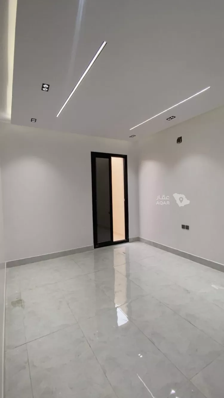 دور للبيع في شارع الصدارة, حي السعادة, مدينة الرياض, منطقة الرياض 8