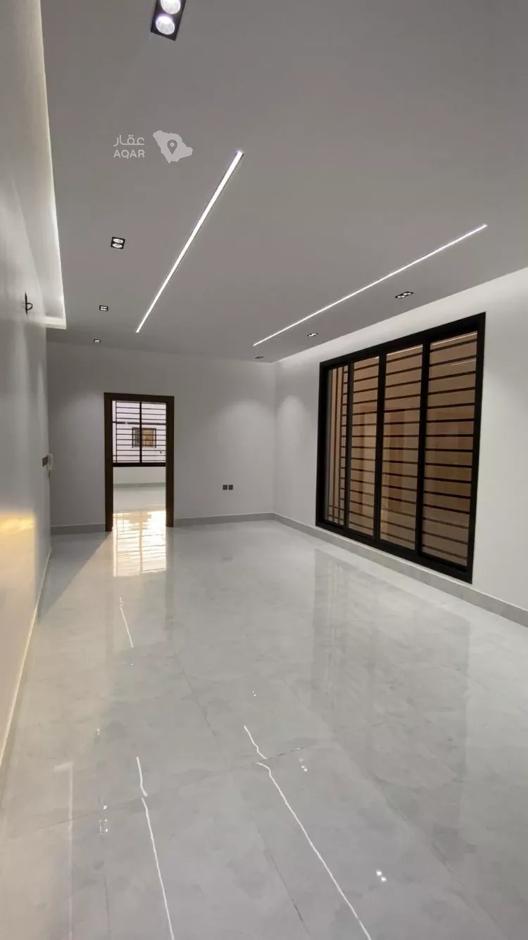 Floor for Sale in Riyadh As Saadah 8