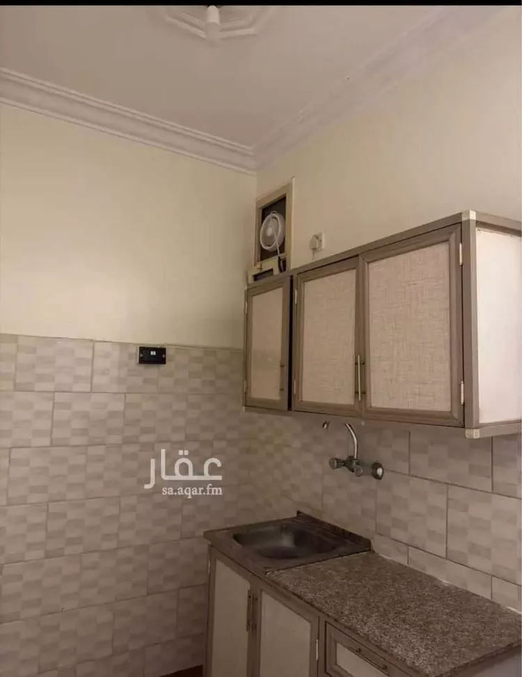 عمارة للإيجار في شارع اميمة بنت خلف, حي الأفق, مدينة بريدة, منطقة القصيم