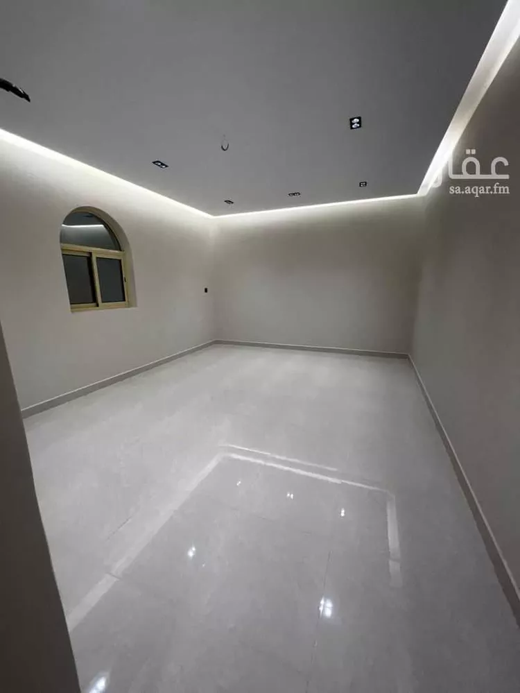 عمارة للبيع في شارع عدي ابن الربيع, حي العزيزية, مدينة المدينه المنوره, منطقة المدينة المنورة صورة 2