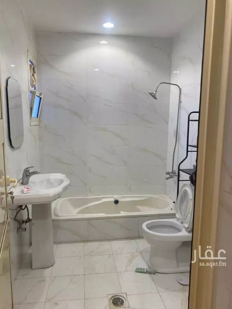 شقة للإيجار في شارع محمد بن صاعد, حي الرفيعة, مدينة الرياض, منطقة الرياض 11