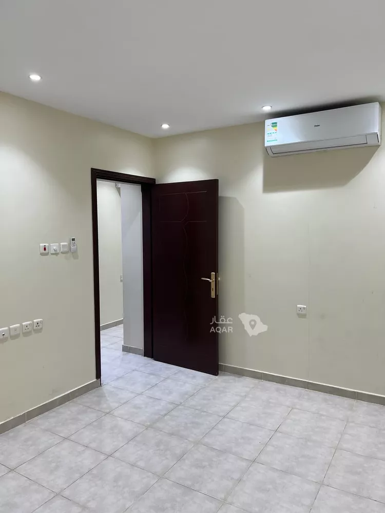 شقة للإيجار في شارع عبدالعزيز الجناتي, حي المعذر, مدينة الرياض, منطقة الرياض 3