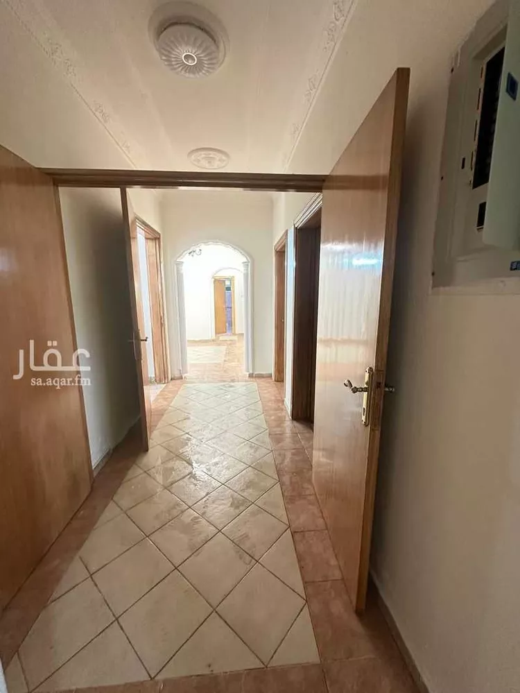 فيلا للبيع في شارع الفانوس, حي الدار البيضاء, مدينة الرياض, منطقة الرياض صورة 3