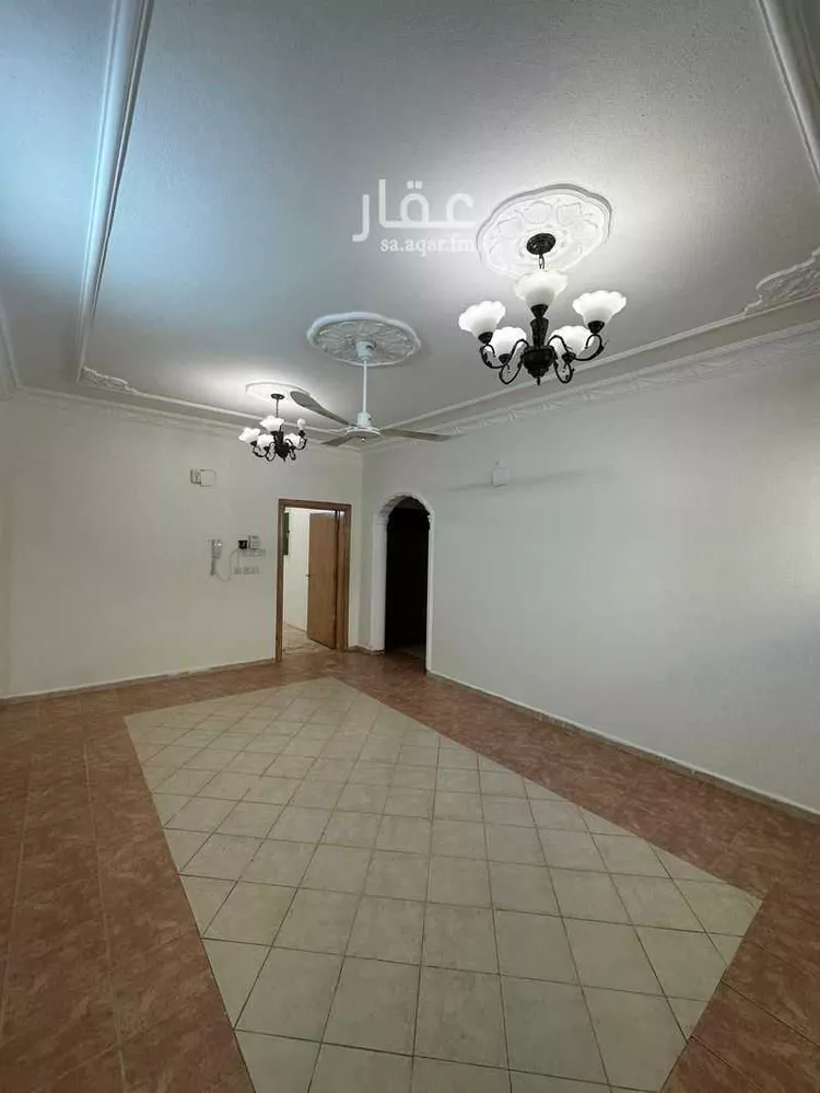 فيلا للبيع في شارع الفانوس, حي الدار البيضاء, مدينة الرياض, منطقة الرياض صورة 2