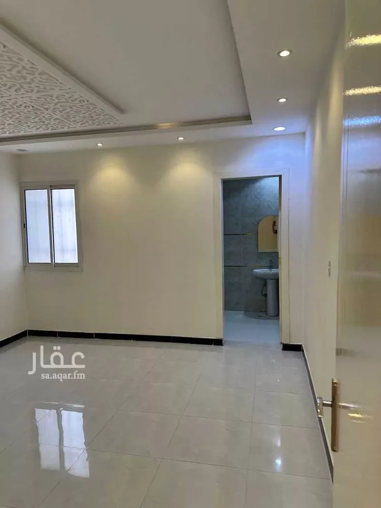 فيلا للإيجار في شارع خالد بن زهير الهذلي, حي بدر, مدينة الرياض, منطقة الرياض 13