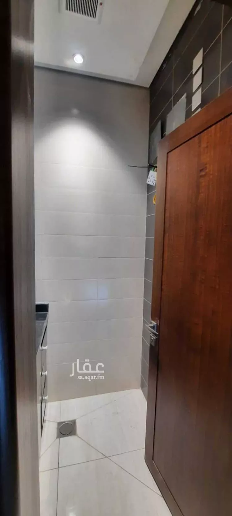 عمارة للإيجار في شارع جرير, حي الملز, مدينة الرياض, منطقة الرياض صورة 5