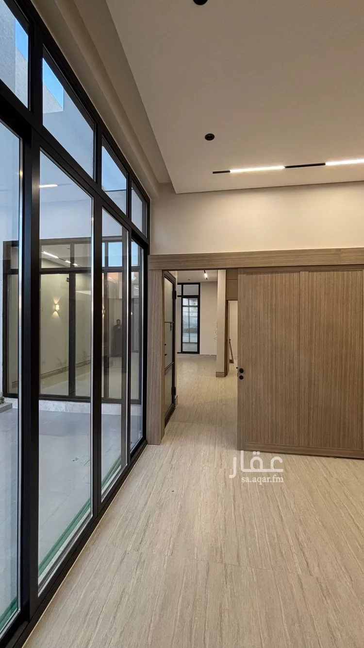 فيلا للبيع في شارع إبراهيم بن محمد الزمزمي, حي المهدية, مدينة الرياض, منطقة الرياض صورة 2