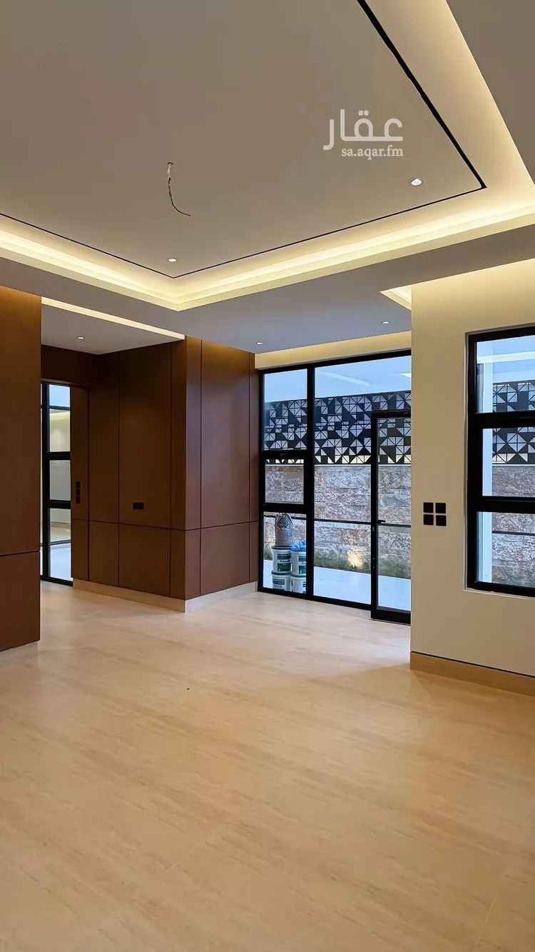 فيلا للبيع في شارع أحمد بن علي الشوائطي, حي المهدية, مدينة الرياض, منطقة الرياض صورة 2