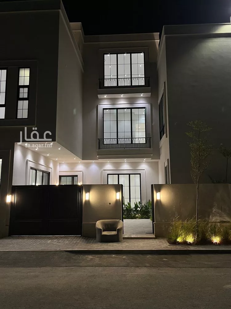 فيلا للبيع في شارع محمد بن عبدالرحمن ريس, حي المهدية, مدينة الرياض, منطقة الرياض صورة 2