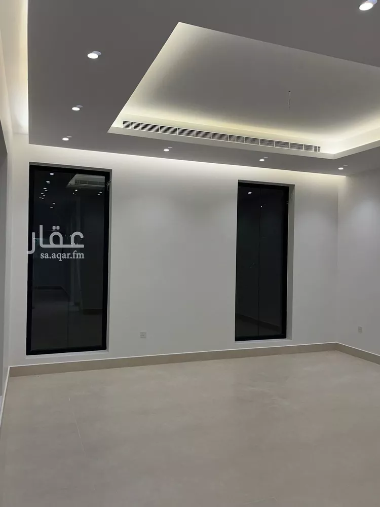 فيلا للبيع في شارع محمد بن عبدالرحمن ريس, حي المهدية, مدينة الرياض, منطقة الرياض صورة 5