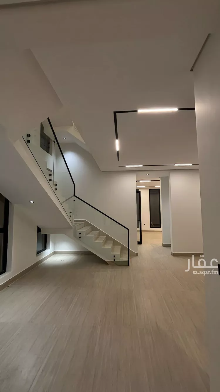 فيلا للبيع في شارع أحمد بن علي الشوائطي, حي المهدية, مدينة الرياض, منطقة الرياض صورة 4