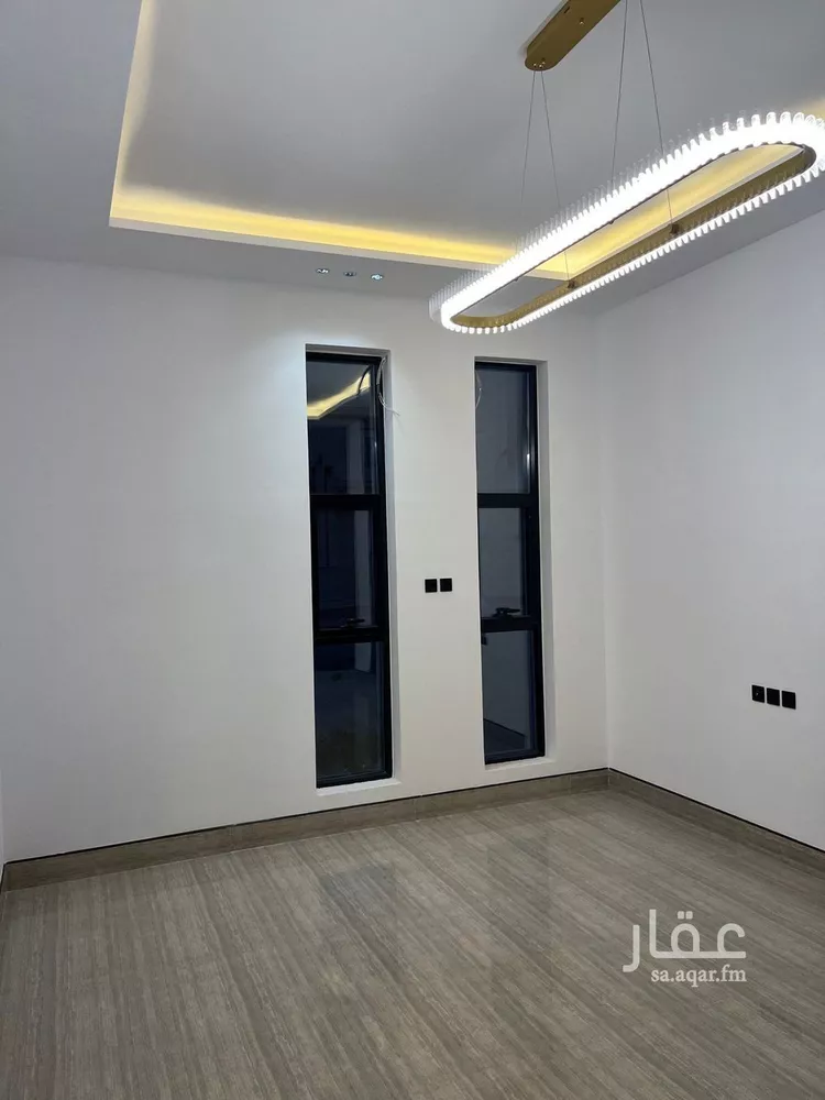 فيلا للبيع في شارع محمد بن عبدالرحمن ريس, حي المهدية, مدينة الرياض, منطقة الرياض صورة 5