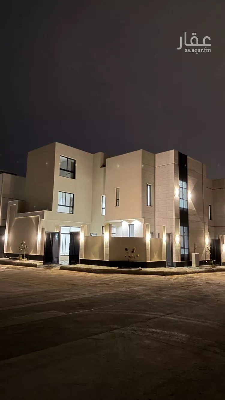 فيلا للبيع في شارع محمد بن عبدالرحمن ريس, حي المهدية, مدينة الرياض, منطقة الرياض 1 صورة