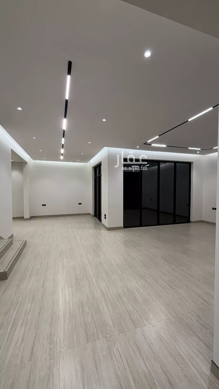 فيلا للبيع في شارع ابي نزار, حي المهدية, مدينة الرياض, منطقة الرياض صورة 3