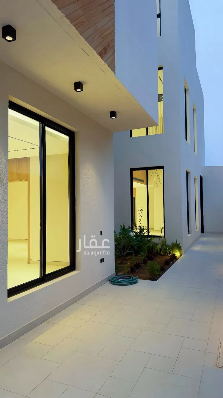 فيلا للبيع في شارع حماد الراوية, حي المهدية, مدينة الرياض, منطقة الرياض صورة 2