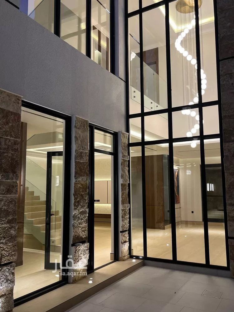 فيلا للبيع في شارع قطب الدين بن السلطان, حي المهدية, مدينة الرياض, منطقة الرياض صورة 5