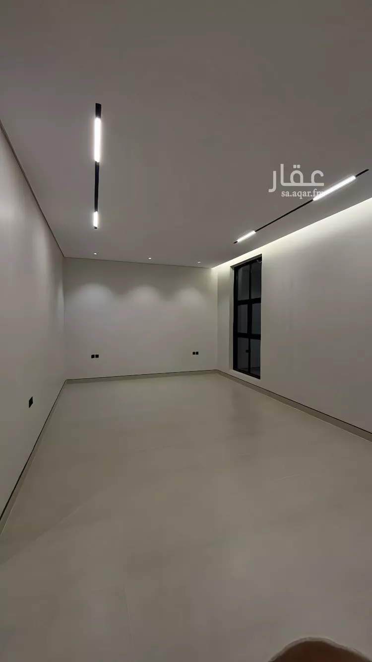 فيلا للبيع في شارع محمد بن عبدالرحمن ريس, حي المهدية, مدينة الرياض, منطقة الرياض صورة 5