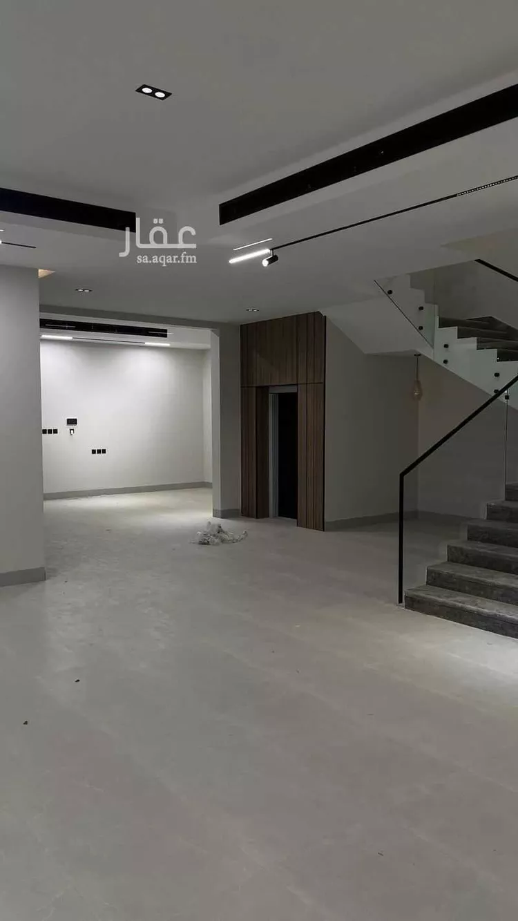 فيلا للبيع في شارع فواد سزكين , حي المهدية, مدينة الرياض, منطقة الرياض صورة 3