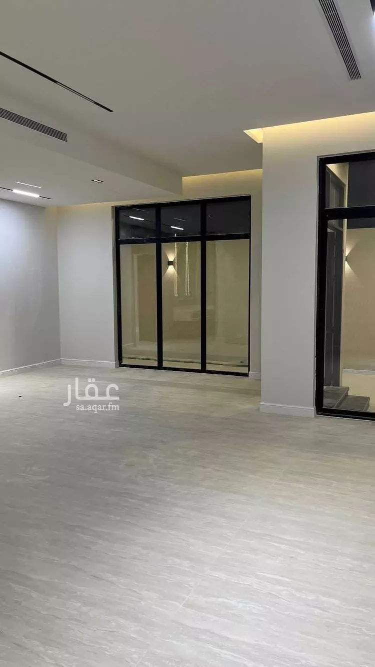 فيلا للبيع في شارع محمد بن أبي بكر القيم, حي المهدية, مدينة الرياض, منطقة الرياض صورة 2