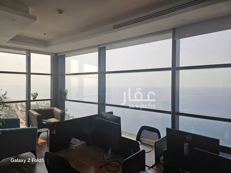 محل للبيع في شارع الكورنيش, حي الشاطئ, مدينة جدة, منطقة مكة المكرمة صورة 2