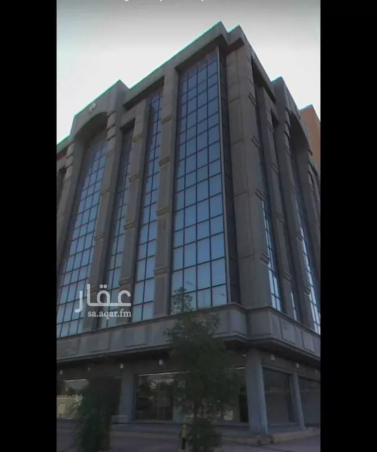 عمارة للبيع في شارع الملك عبدالعزيز ابن عبدالرحمن سعود, حي الضباط, مدينة الرياض, منطقة الرياض