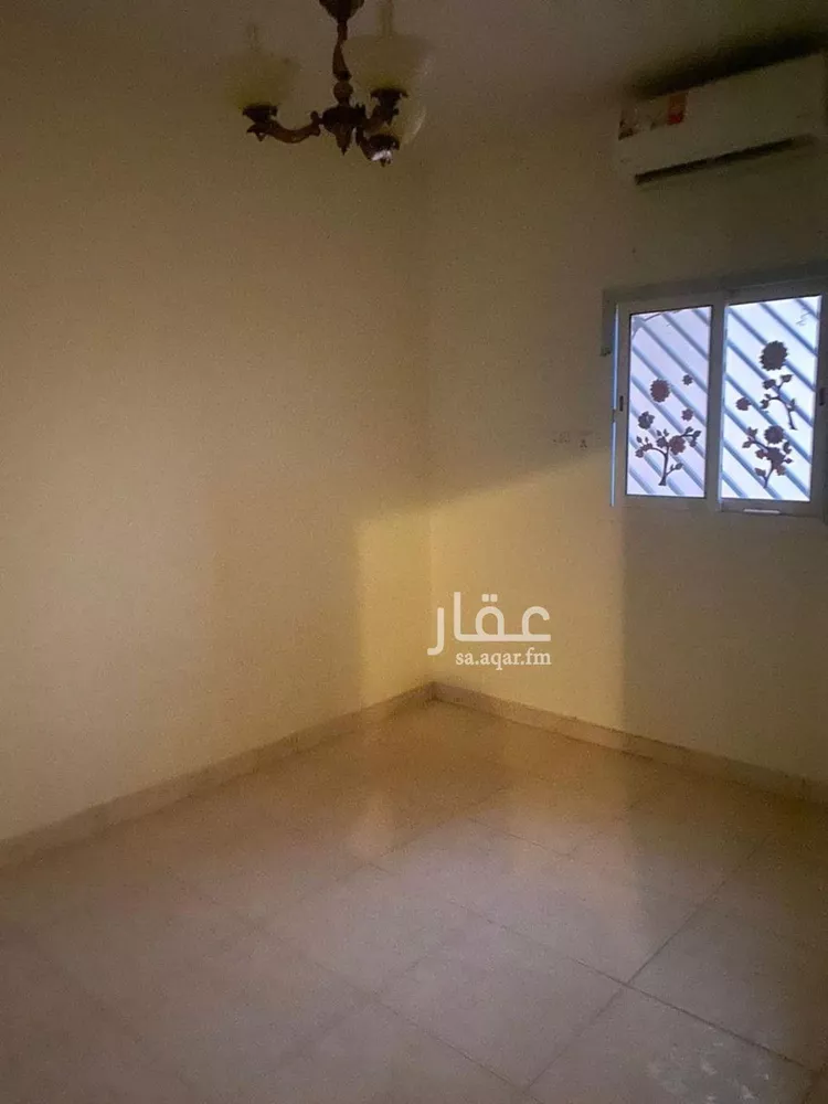 فيلا للبيع في شارع احمد عبدالغفور عطار, حي العليا, مدينة الرياض, منطقة الرياض صورة 3