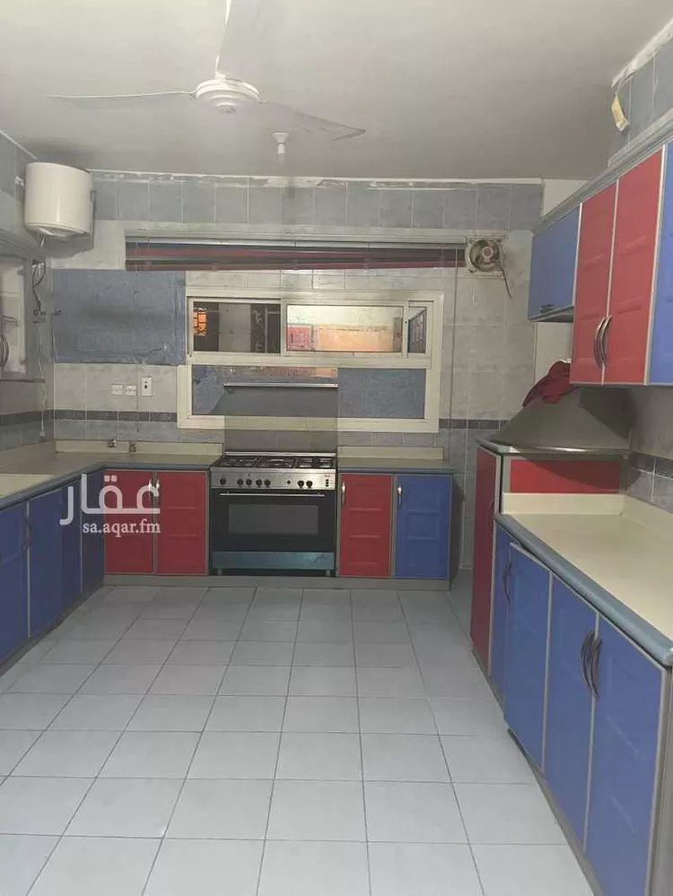 شقة للإيجار في شارع الإمام محمد بن عبدالوهاب ، حي المطار ، بيشة ، بيشة صورة 2