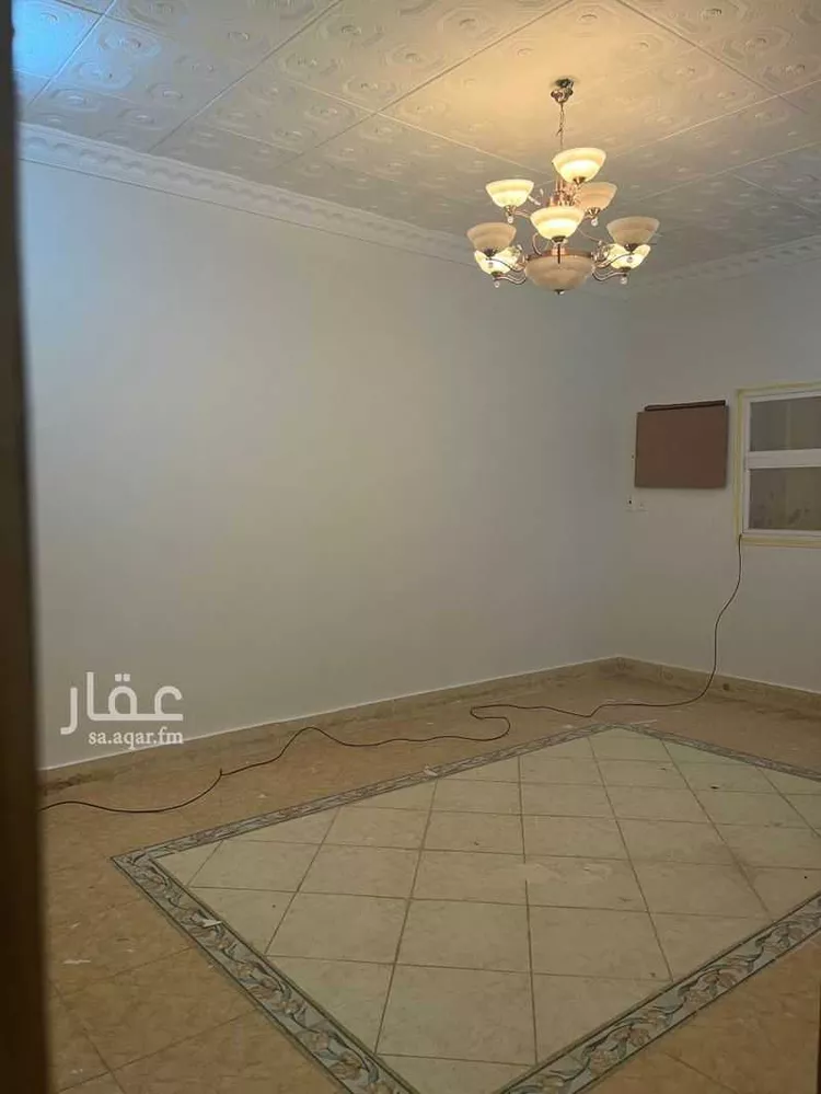 شقة للإيجار في شارع الإمام محمد بن عبدالوهاب ، حي المطار ، بيشة ، بيشة صورة 5