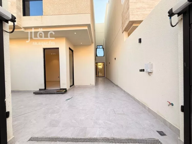 Floor for Sale in Riyadh Al Yarmouk