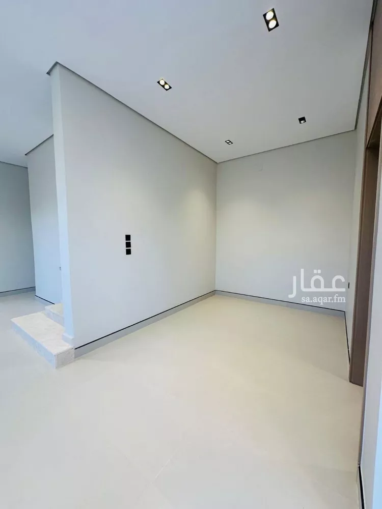 فيلا للبيع في شارع قابوس, حي المعيزيلة, مدينة الرياض, منطقة الرياض 6
