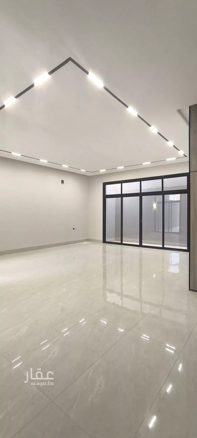 فيلا للبيع في شارع المحايدة, حي المعيزيلة, مدينة الرياض, منطقة الرياض صورة 2